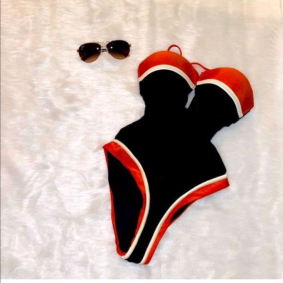 NWT - Sexy One piece Swimsuit - Picture 2 of 4